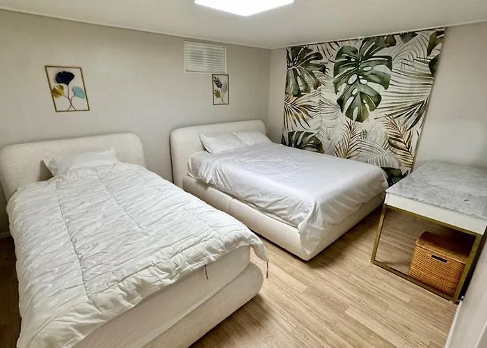 Shinnonhyun Dangam House Homestay