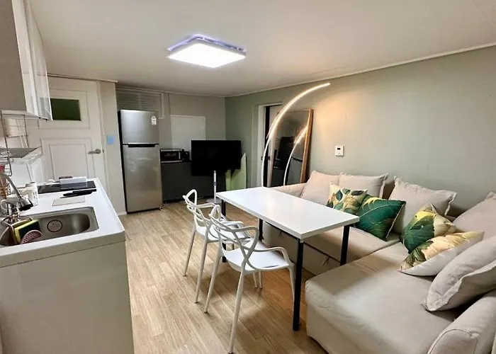 Homestay Shinnonhyun Dangam House Seoul